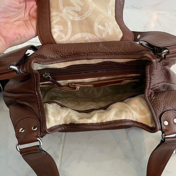 Brown Michael Kors purse - Picture 4 of 8